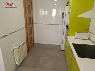 Piso en venta en Santa Cruz - Industria - Polígono Campollano en Albacete