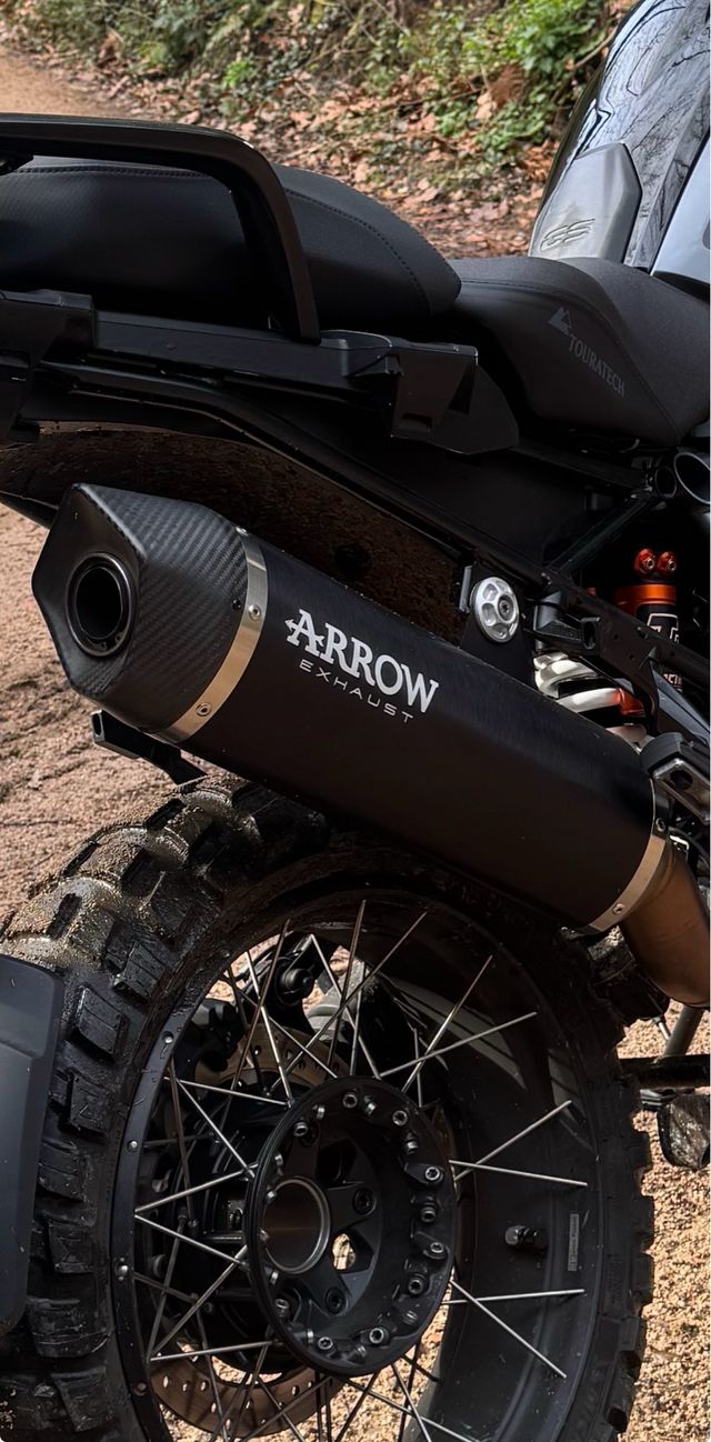 Escape Arrow Maxi Race-Tech BMW R 1250 GS