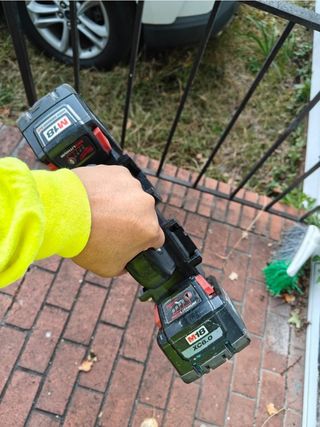 Soporte Porta 6 Baterías Milwaukee M18