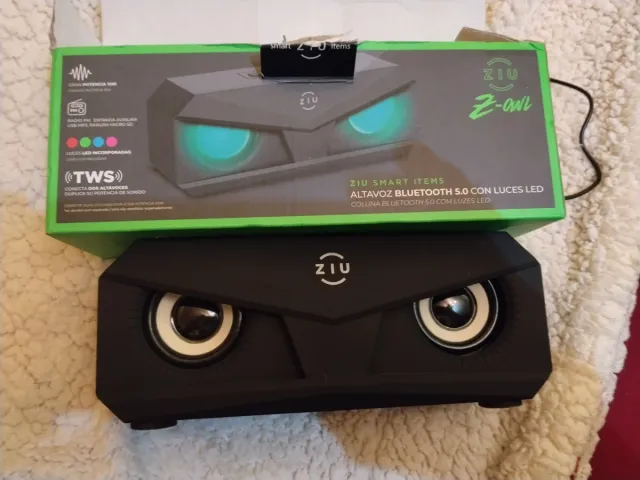 Altavoz Bluetooth ZIU Z-OWL con Luces LED