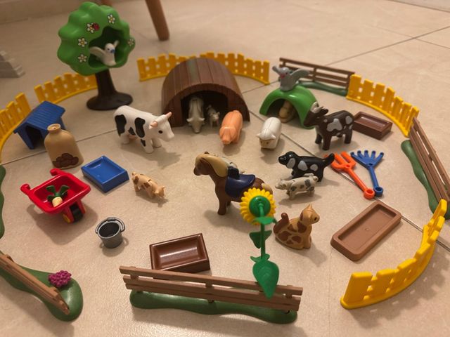 Lote Playmobil: Granja, Casa y Coche