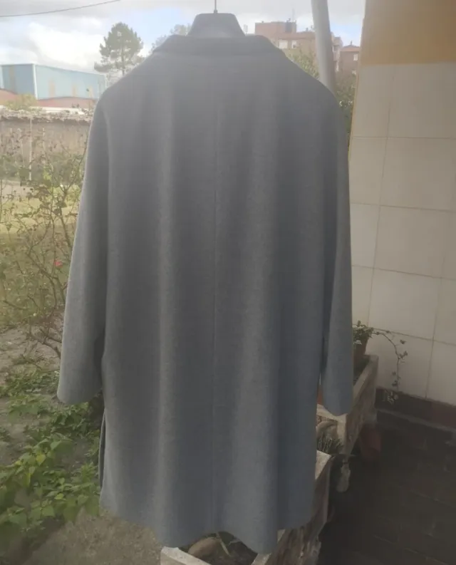 Abrigo Burberry Gris Talla M