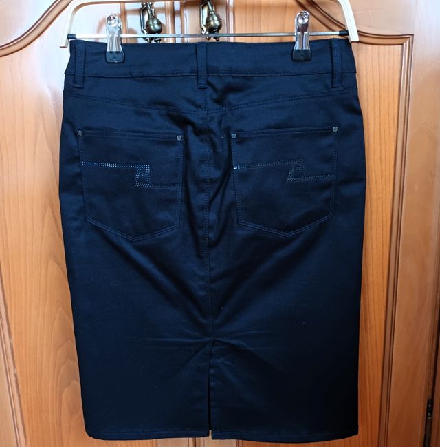 Falda Zara Negra Elástica Talla 34-38