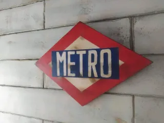 Cartel Metro Vintage