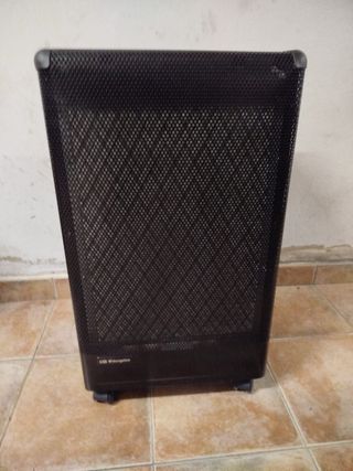 Estufa de butano negra