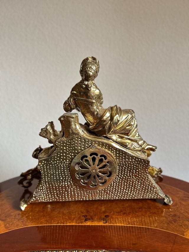 Reloj de sobremesa bronce dorado