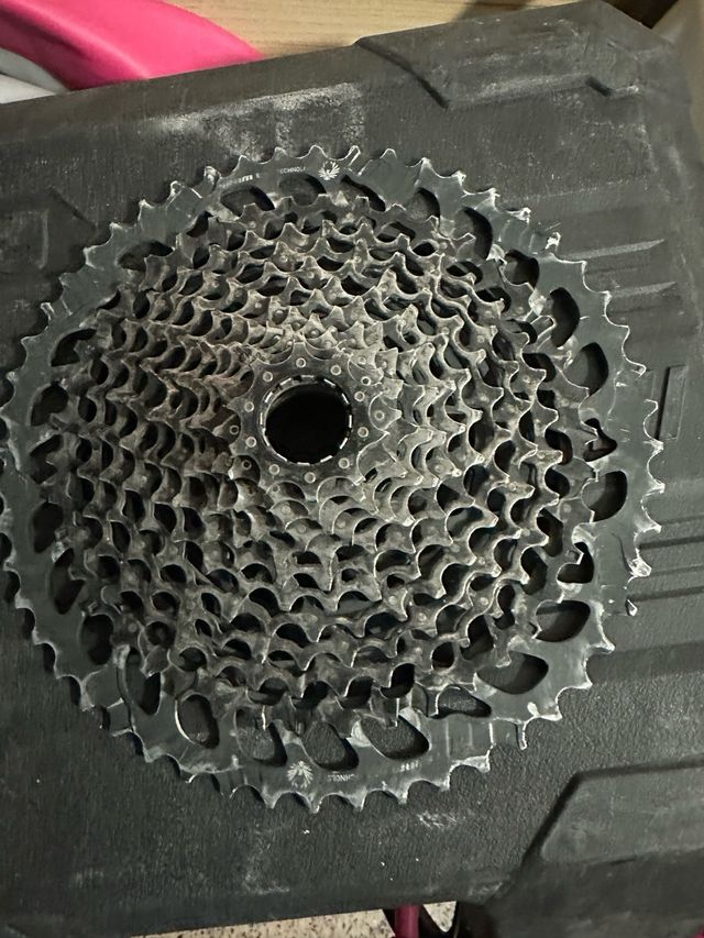 Cassette Sram GX Eagle 10/50 usado