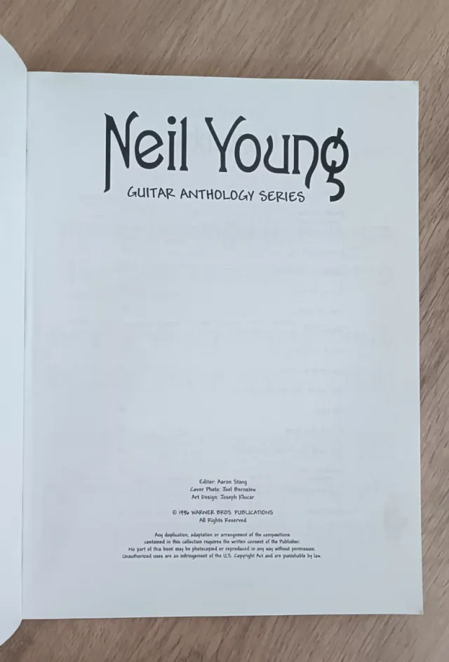 Lote x 3 Livros Partituras NEIL YOUNG, PAUL WELLER