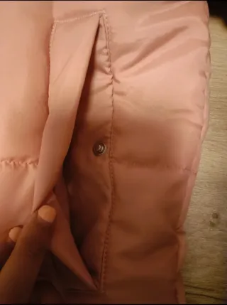 Abrigo Nike rosa acolchado con capucha