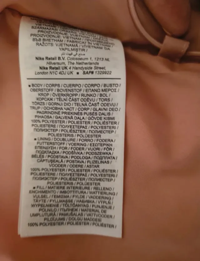 Abrigo Nike rosa acolchado con capucha