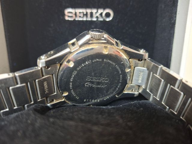 Reloj Seiko Premier Kinetic Acero Calendario Perpe