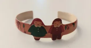 Bracciale vintage con due bambini e frutti