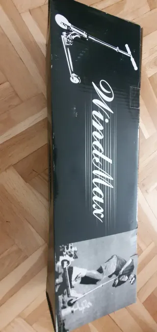 Patinete infantil naranja y plateado