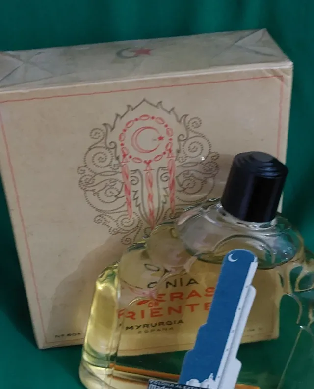 Maderas de Oriente MYRURGIA Colonia