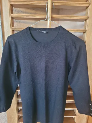 Maglione donna nero con bottoni