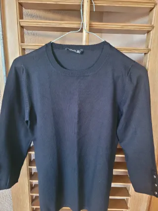Maglione donna nero con bottoni