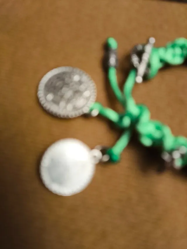 Pulsera mexicana Virgen plata y verde