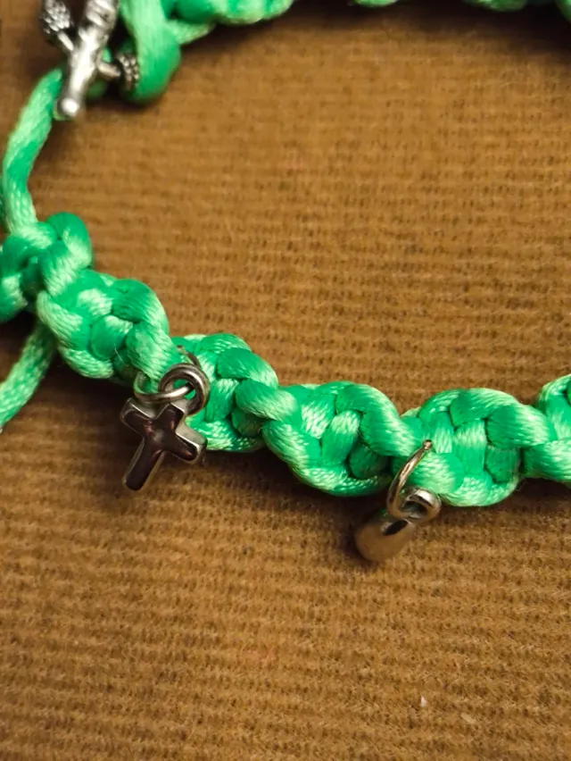 Pulsera mexicana Virgen plata y verde