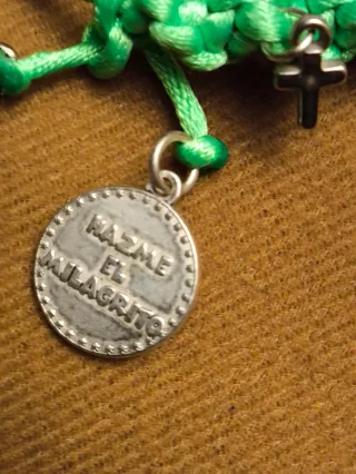 Pulsera mexicana Virgen plata y verde