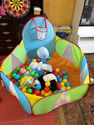 Parchi gonfiabili per bambini con canestro da basket