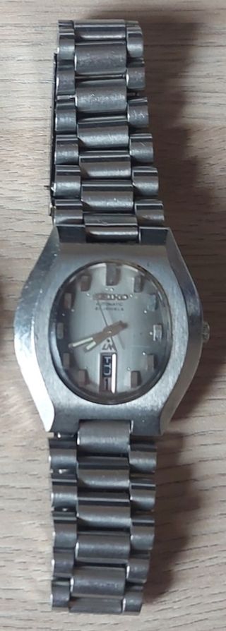 Reloj Seiko 5606 5100