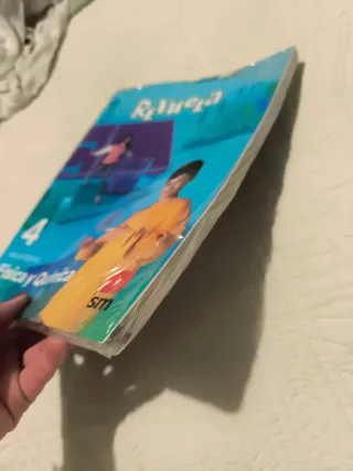 Física y Química. 4 Secundaria. Revuela