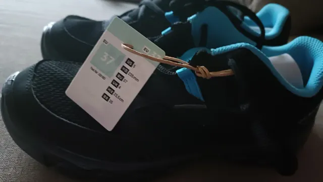 Zapatillas senderismo negras y azules T-37 d chico