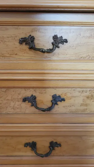 Mesitas de noche antiguas de madera