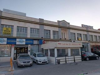 Edificio en venta en Gines