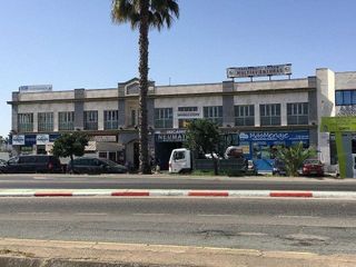 Edificio en venta en Gines