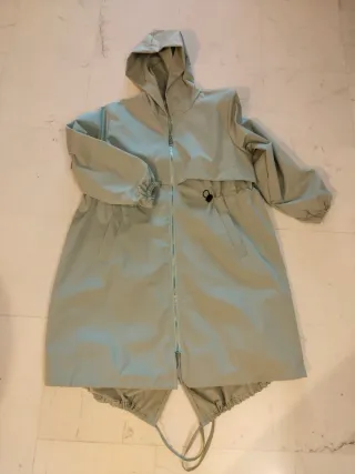 Chubasquero verde agua mujer