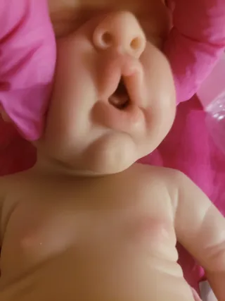 Bebe Reborn 30 cm. con ropita