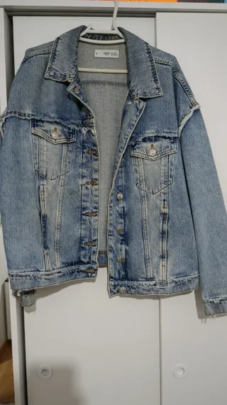 Chaqueta vaquera oversize Mango Talla única