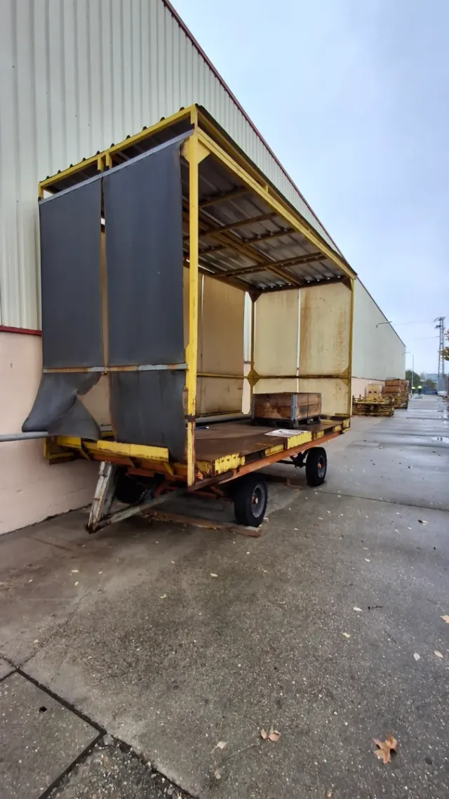 Carro para transporte.