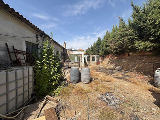 Nave industrial en venta en Gines
