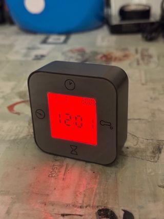 Orologio multifunzione grigio e rosso