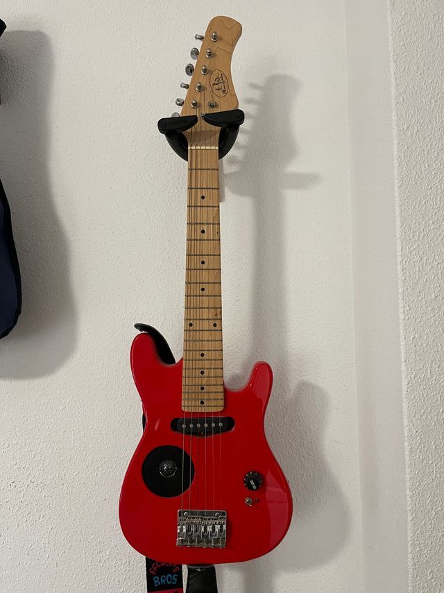 Guitarra Eléctrica Infantil Roja