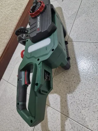 Motosierra Parkside 20V