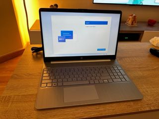 Ordenador portátil HP Plata