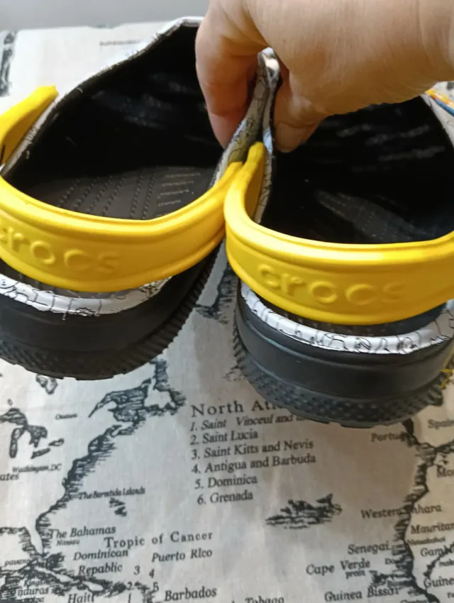 Zuecos Crocs Simpsons