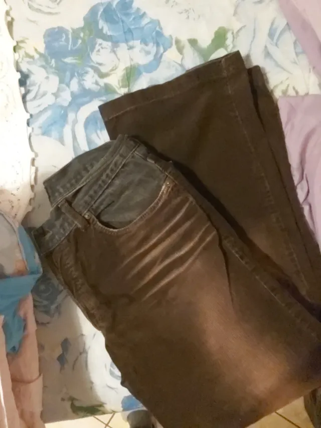 Pantaloni uomo in velluto marrone