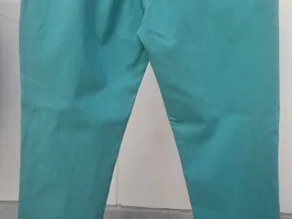 Pantalón mujer T P. Medidas en descripción