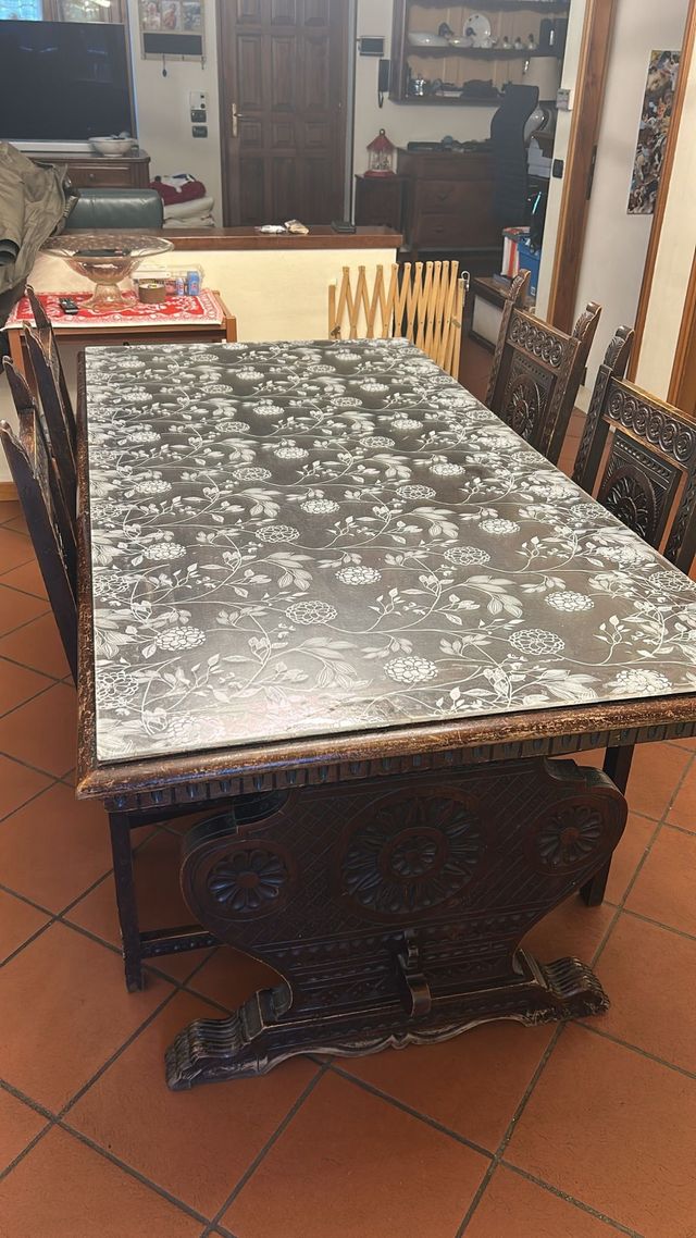 Tavolo antico '900 con 4 sedie