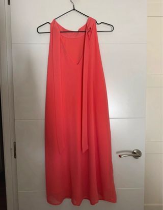 Vestido de fiesta rojo coral