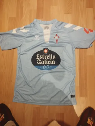 Camiseta Celta Iago Aspas Hummel Talla M
