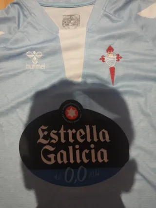 Camiseta Celta Iago Aspas Hummel Talla M