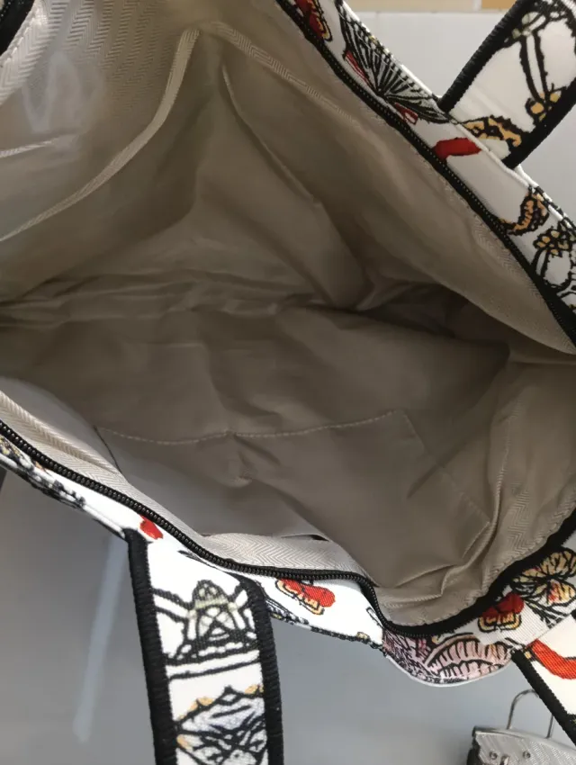 Bolso de mano estampado