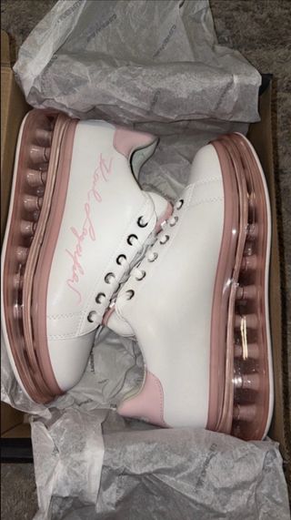 Zapatillas Karl Lagerfeld sin estrenar