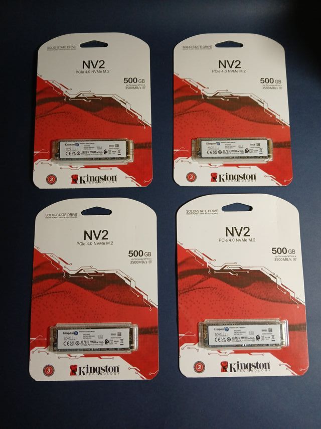 4x Kingston NV2 SSD 500GB NVMe PCIe M.2