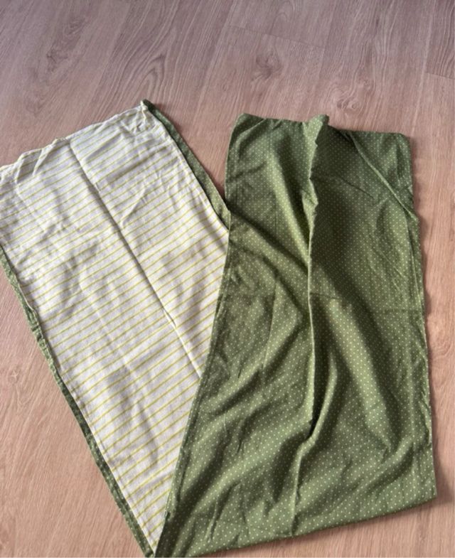 Foulard reversible verde y amarillo